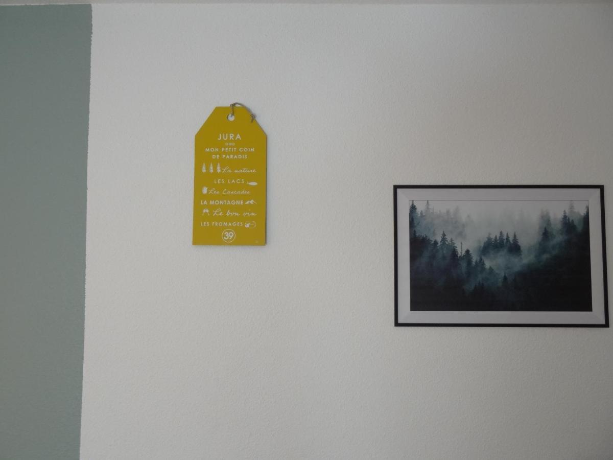 Appartement Au Coeur Du Village Avec Parking Prive 米茹 外观 照片